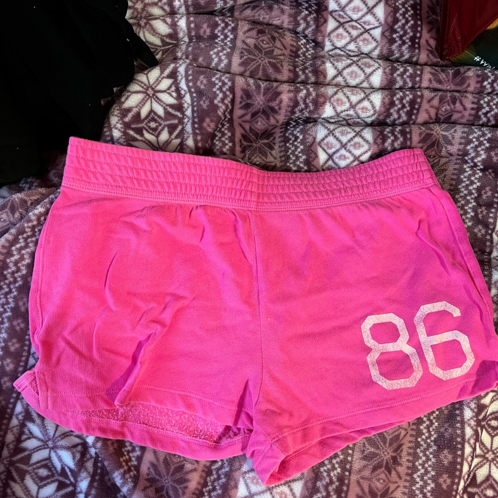 VS PINK LOUNGE SHORTS